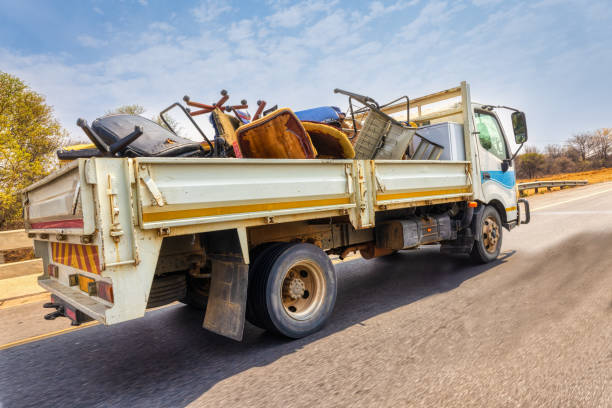 Best Local Junk Hauling  in Portland, MI